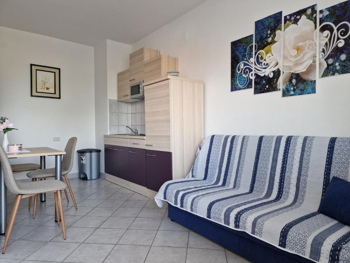 Apartment Sostaric Vrh  Exterior photo